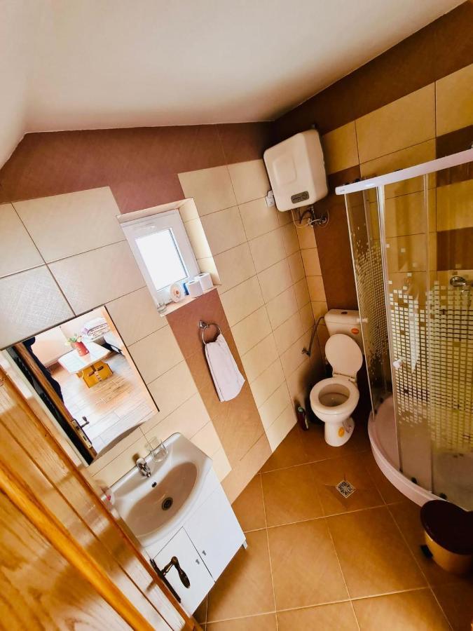 Cabana Vanatorilor Poiana Mărului エクステリア 写真